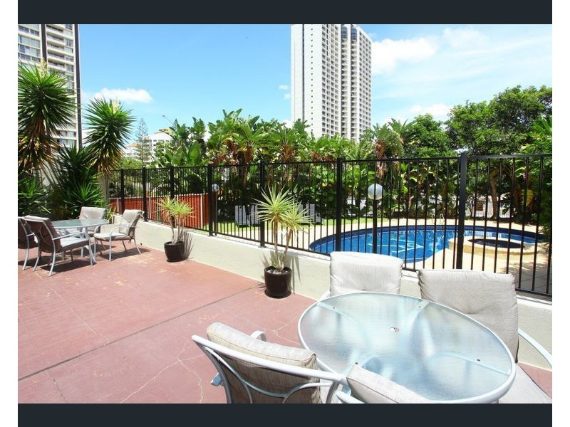 Unit 12/3355 Surfers Paradise Bvd, Surfers Paradise QLD 4217