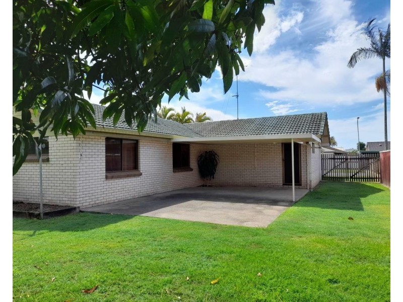 83 Oceanic Dr, Mermaid Waters QLD 4218