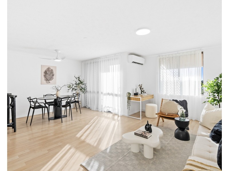 Unit 27/3355 Surfers Paradise Bvd, Surfers Paradise QLD 4217