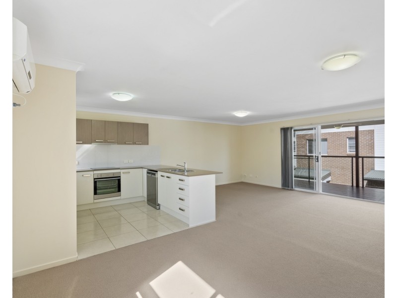 Unit 3/184 Thorneside Rd, Thorneside QLD 4158
