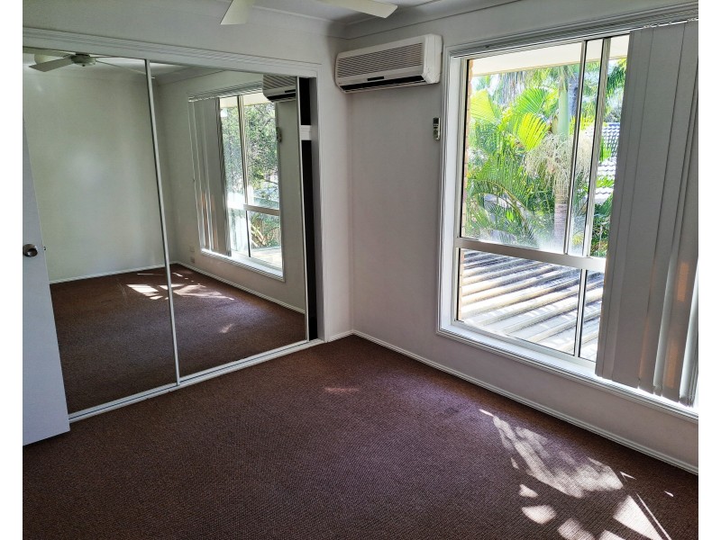 Unit 18/23 Thorngate Dr, Robina QLD 4226