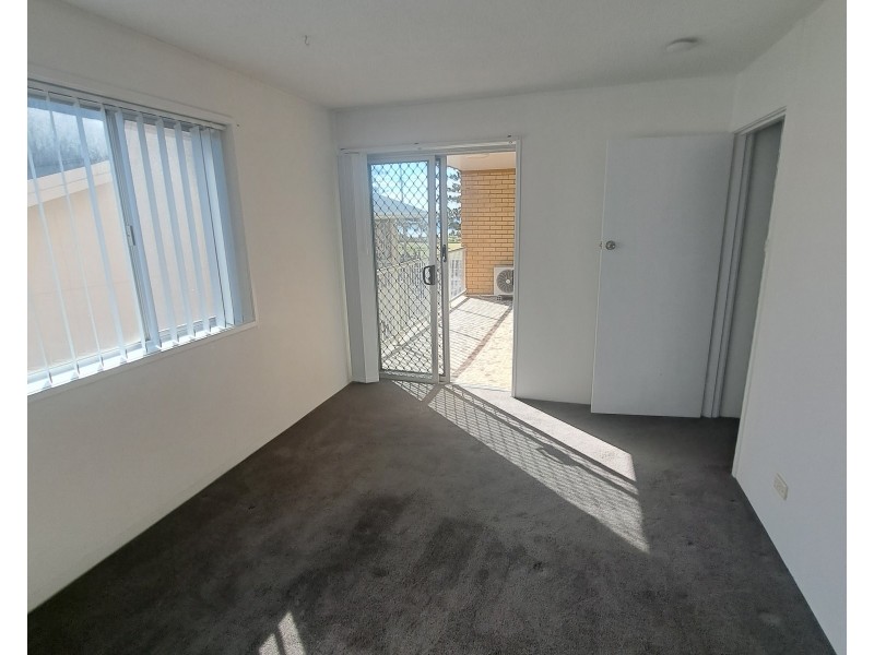 Unit 12/168 Hedges Ave, Mermaid Beach QLD 4218