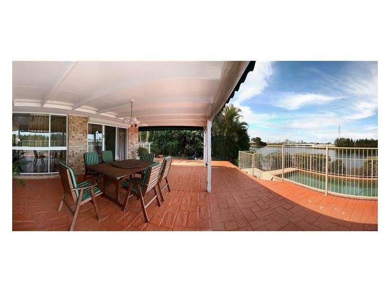 166 Port Jackson Boulevard, Clear Island Waters QLD 4226