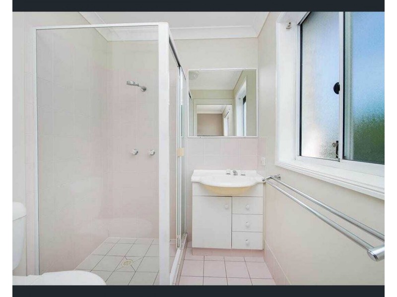 Unit 19/5 Lloyd Street, Southport QLD 4215