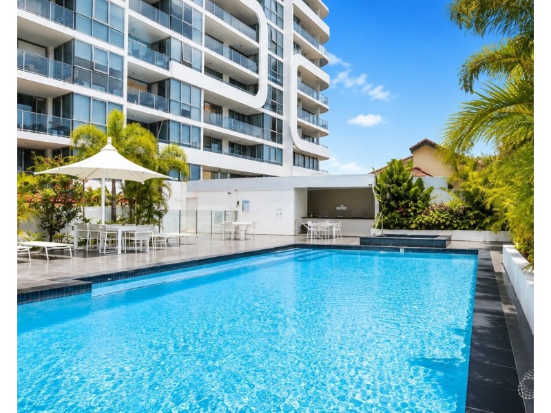 Unit 409/20 Labrador Street, Labrador QLD 4215