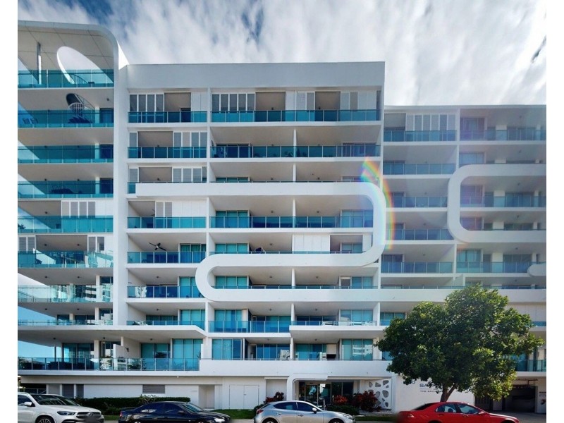 Unit 409/20 Labrador Street, Labrador QLD 4215