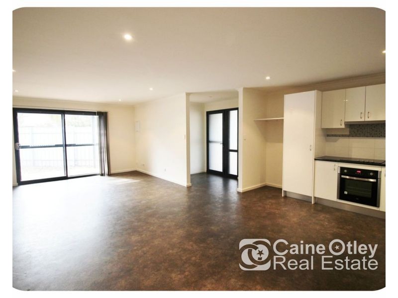 5/2 Phalarope Way, South Hedland WA 6722