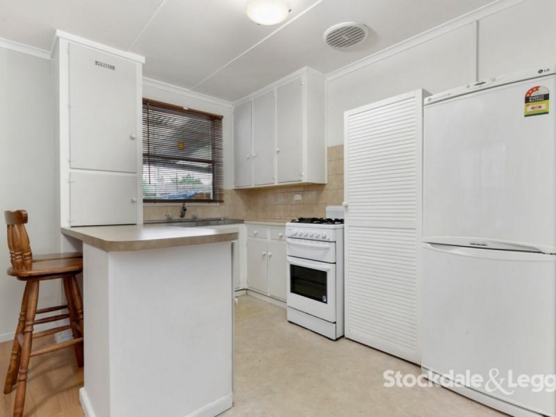 32 Mildura Crescent, Dallas VIC 3047