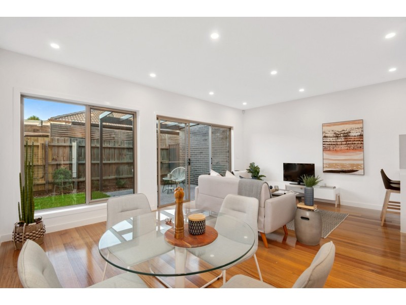 2/17 Justin Avenue, Glenroy VIC 3046