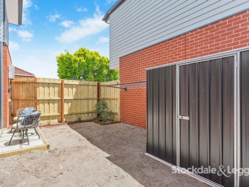 2/35 Becket Street North, Glenroy VIC 3046