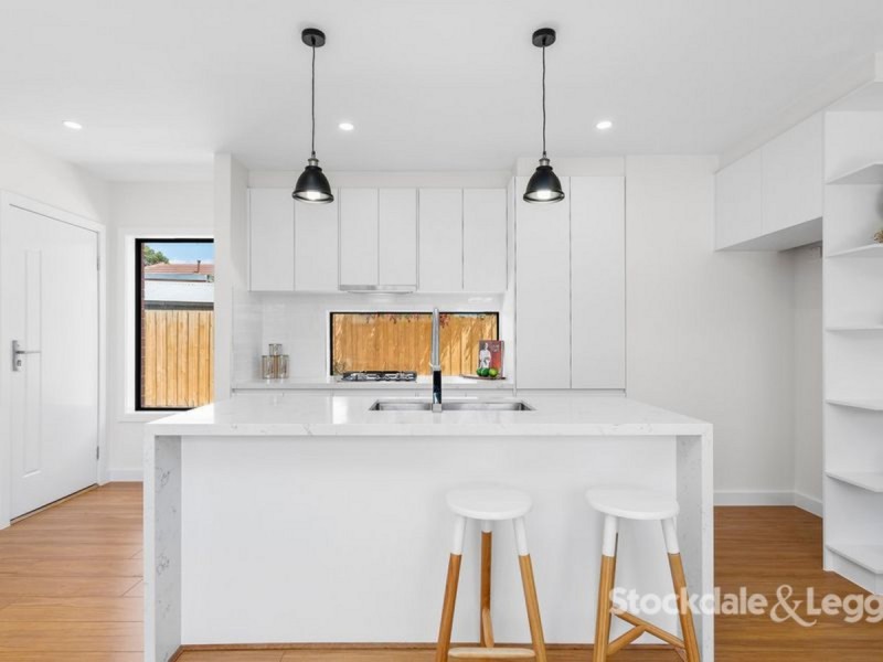 2/35 Becket Street North, Glenroy VIC 3046