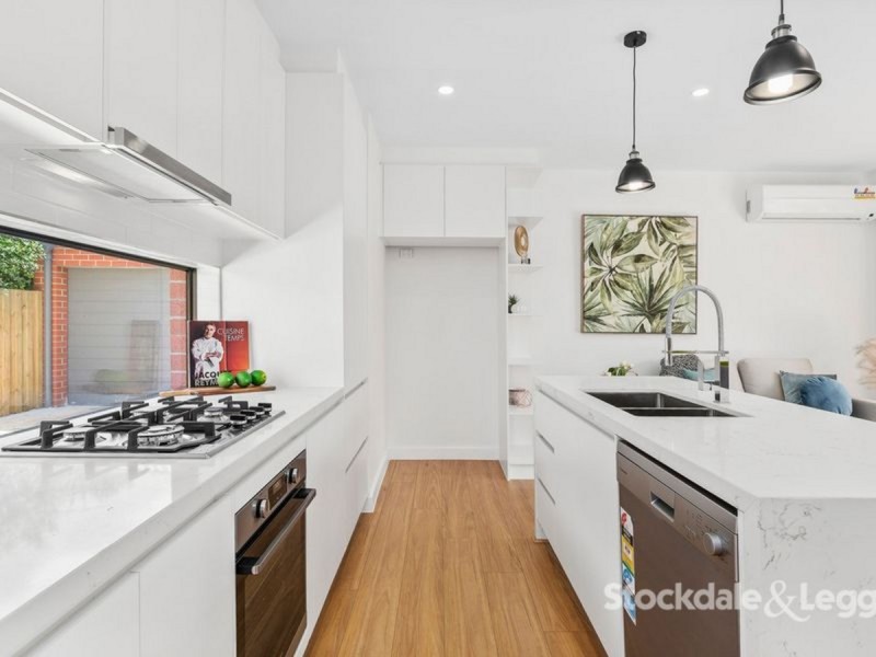 2/35 Becket Street North, Glenroy VIC 3046