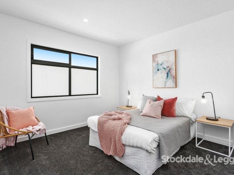 2/35 Becket Street North, Glenroy VIC 3046