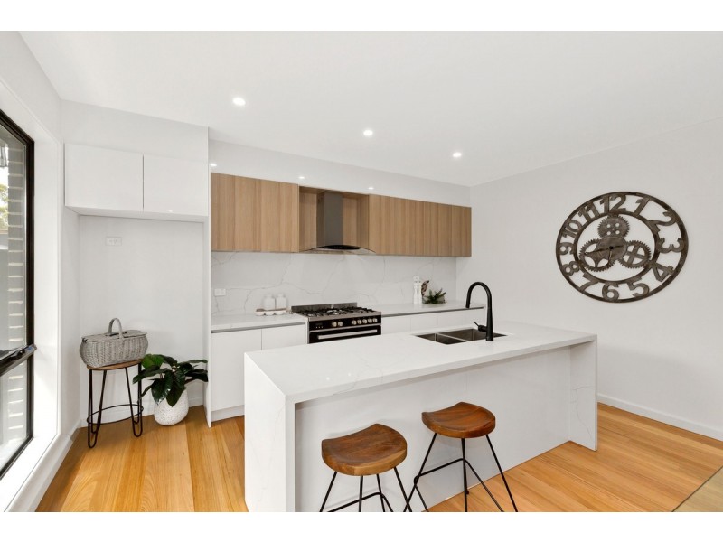 3/10 Curie Avenue, Oak Park VIC 3046