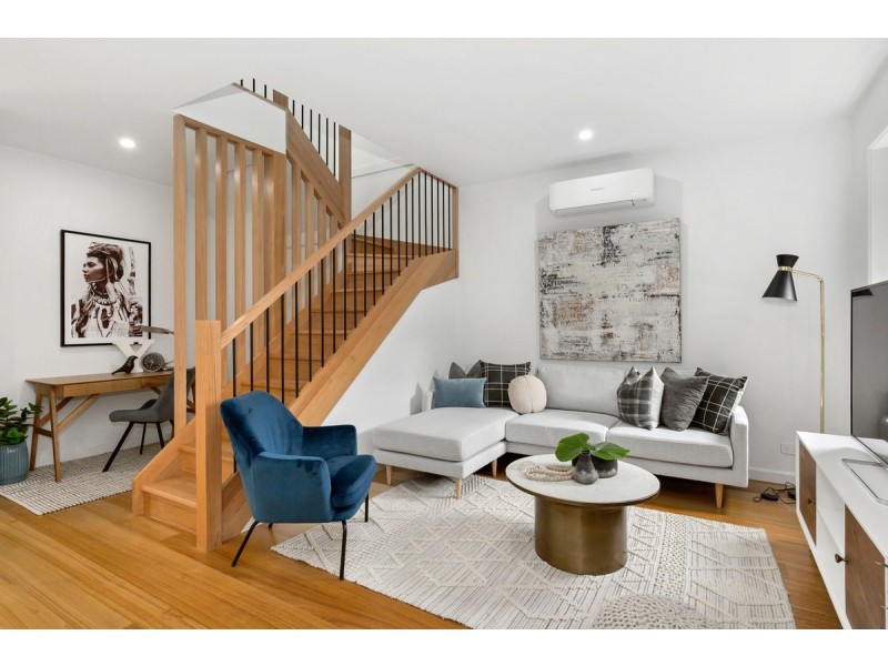 3/10 Curie Avenue, Oak Park VIC 3046