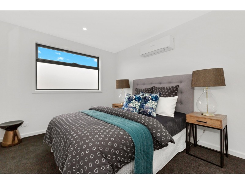 3/10 Curie Avenue, Oak Park VIC 3046