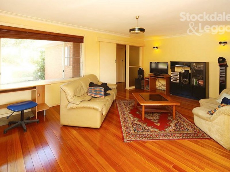 46 Valley Crescent, Glenroy VIC 3046