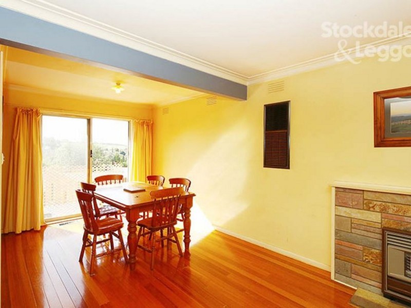 46 Valley Crescent, Glenroy VIC 3046
