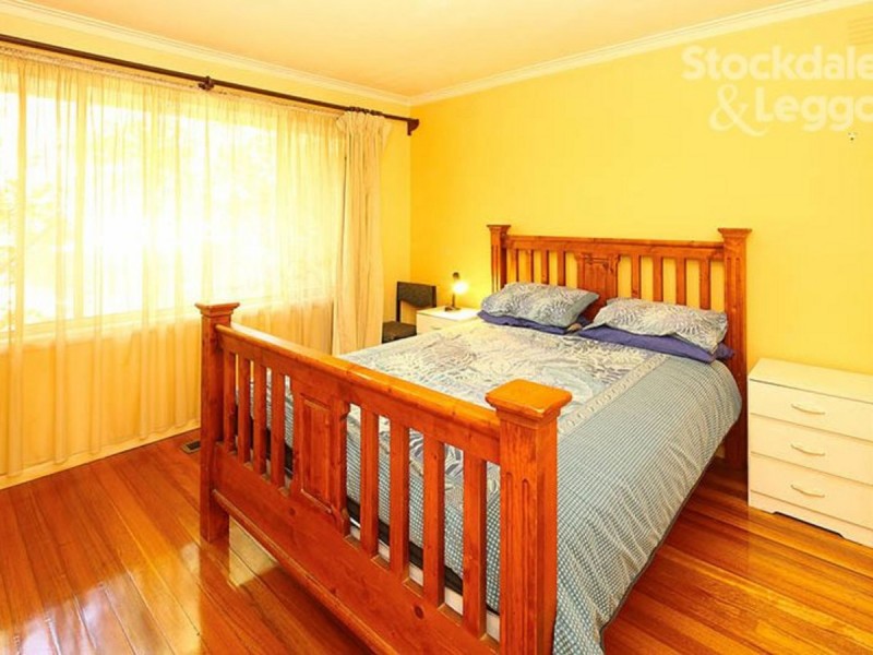 46 Valley Crescent, Glenroy VIC 3046
