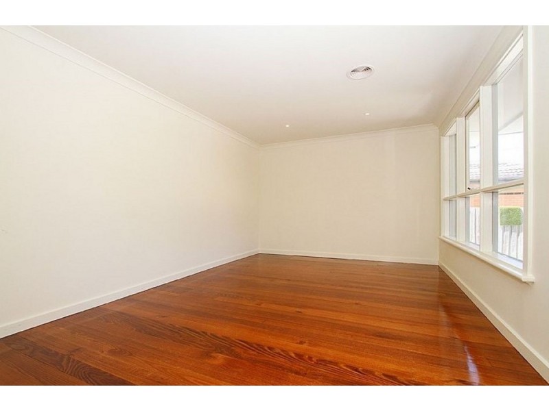 1/296 McBryde Street, Fawkner VIC 3060