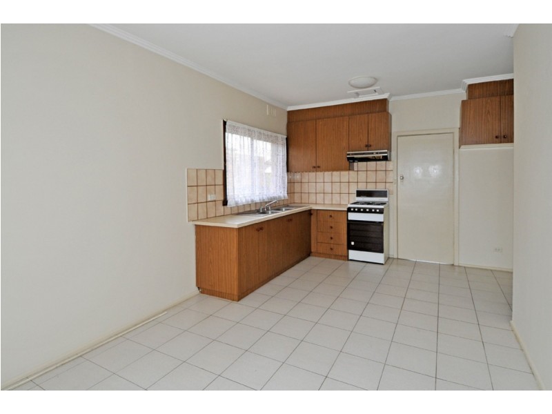 136 East Street, Hadfield VIC 3046