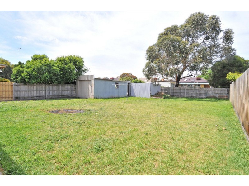 136 East Street, Hadfield VIC 3046