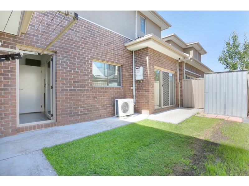 2/19 Hartington Street, Glenroy VIC 3046
