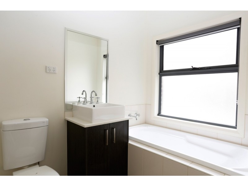 3/3 Howard Court, Glenroy VIC 3046