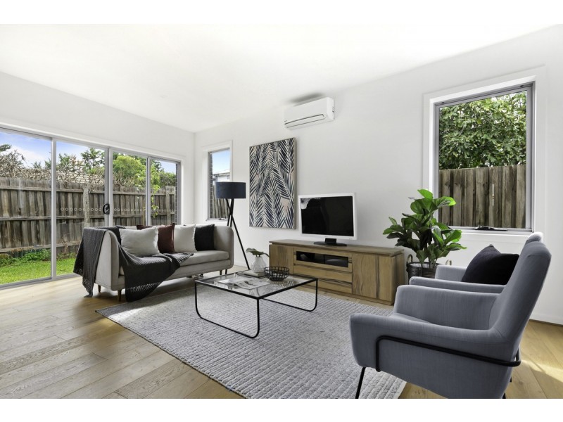 2/857 Pascoe Vale Road, Glenroy VIC 3046