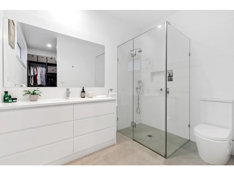 42 West Street, Hadfield VIC 3046