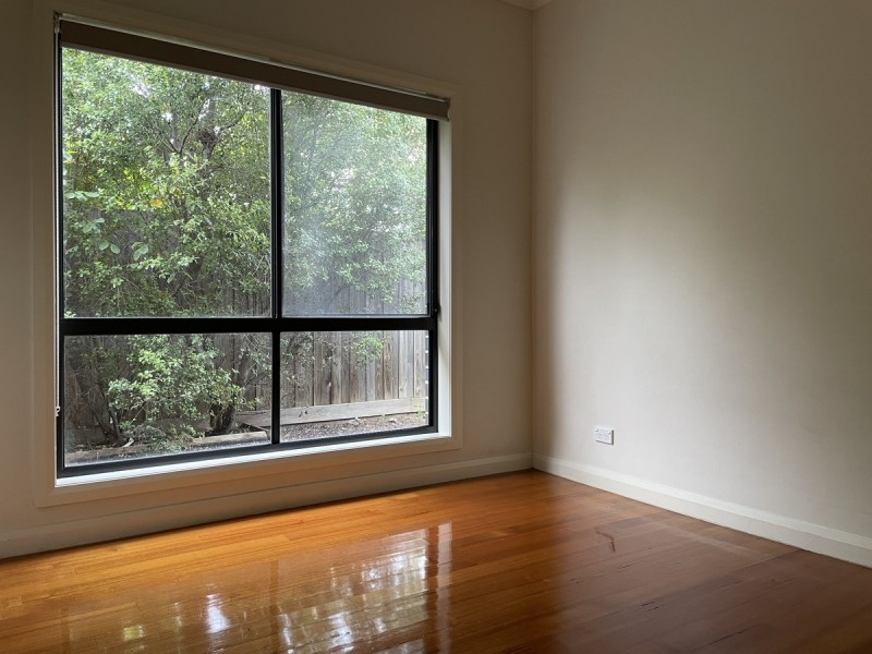 2/4 Howard Court, Glenroy VIC 3046