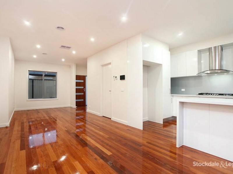 2/66 Everard Street, Glenroy VIC 3046