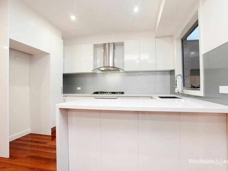 2/66 Everard Street, Glenroy VIC 3046