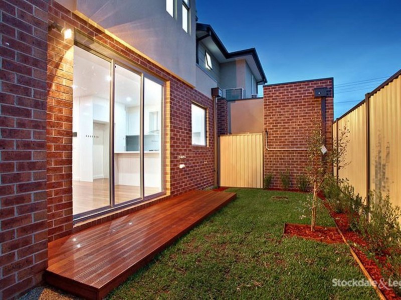 2/66 Everard Street, Glenroy VIC 3046