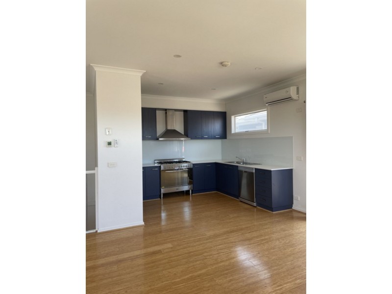 2 Thames Street, Hadfield VIC 3046