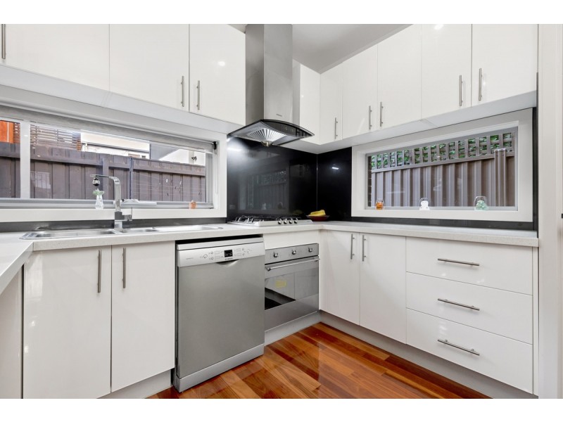 15 Douglas Street, Pascoe Vale VIC 3044