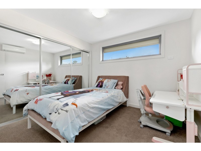 15 Douglas Street, Pascoe Vale VIC 3044