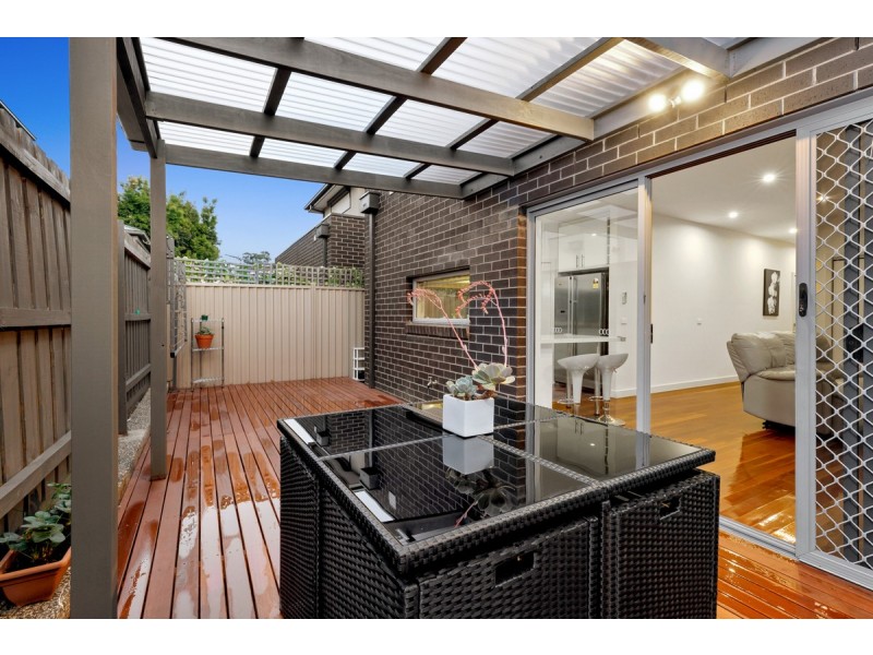15 Douglas Street, Pascoe Vale VIC 3044