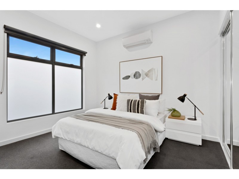 2/232 Waterloo Road, Oak Park VIC 3046