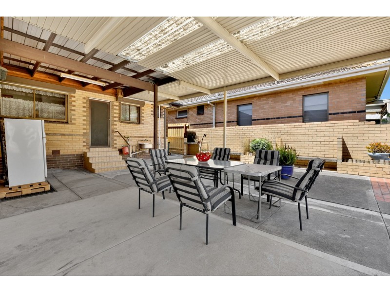 9 Alec Crescent, Fawkner VIC 3060