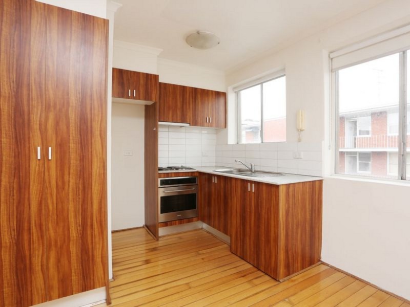 17/556 Moreland Road, Brunswick West VIC 3055