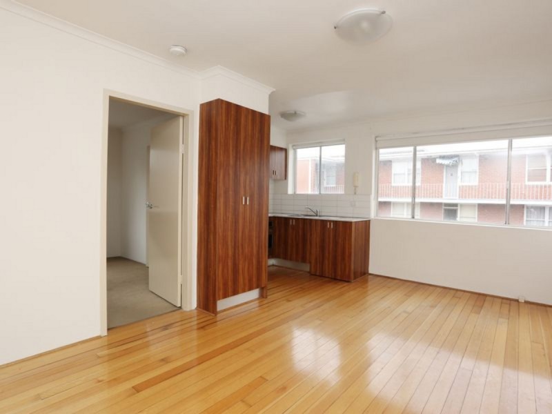 17/556 Moreland Road, Brunswick West VIC 3055