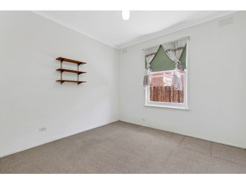 18 Rodings Street, Hadfield VIC 3046