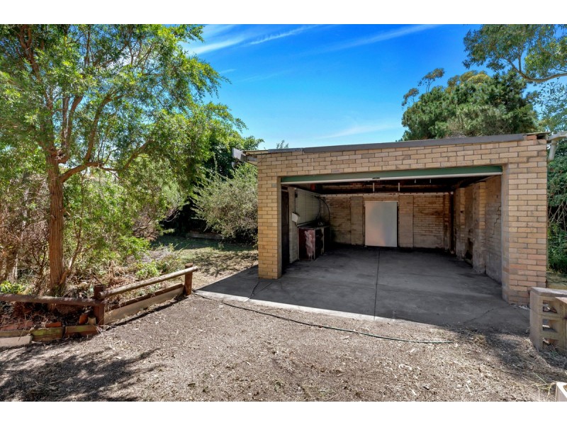 18 Rodings Street, Hadfield VIC 3046