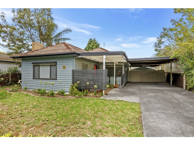 15 Gloucester Street, Hadfield VIC 3046