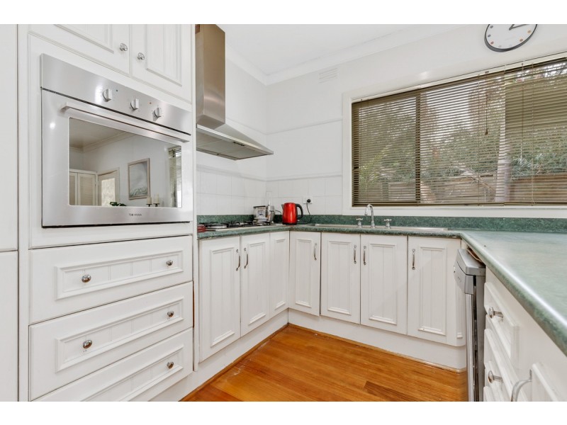 15 Gloucester Street, Hadfield VIC 3046