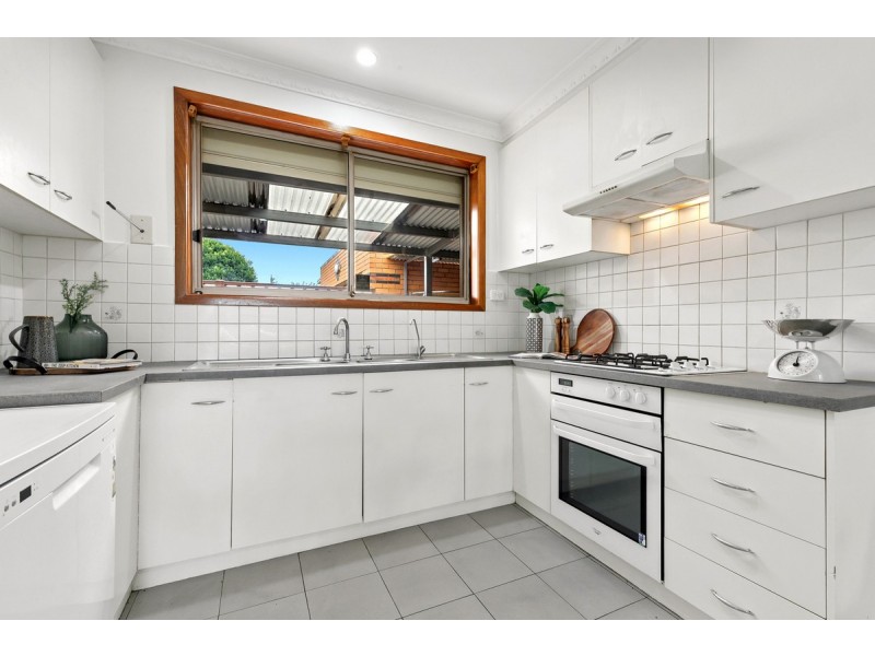 2/22 Sadie Street, Glenroy VIC 3046