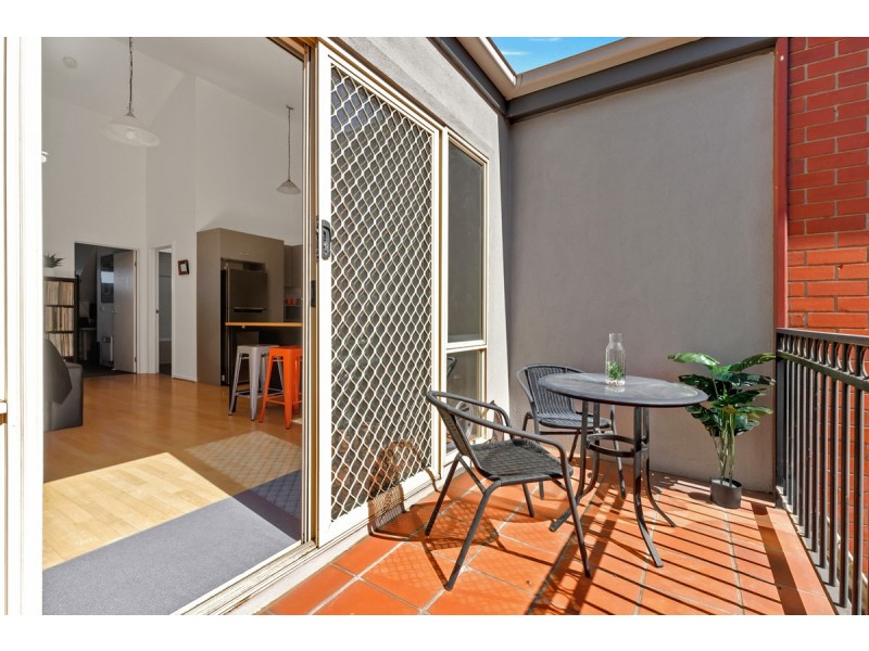 14/8 Mawbey Street, Kensington VIC 3031