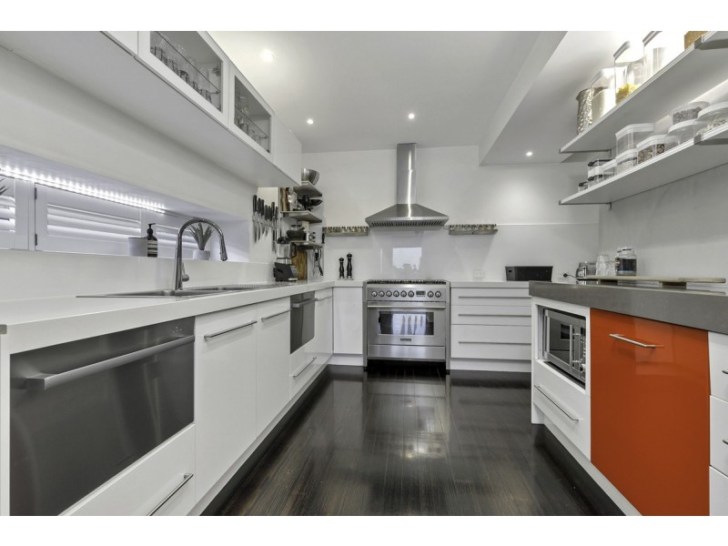 67 New Road, Oak Park VIC 3046