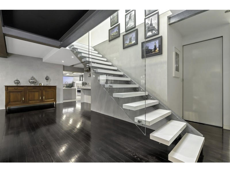 67 New Road, Oak Park VIC 3046